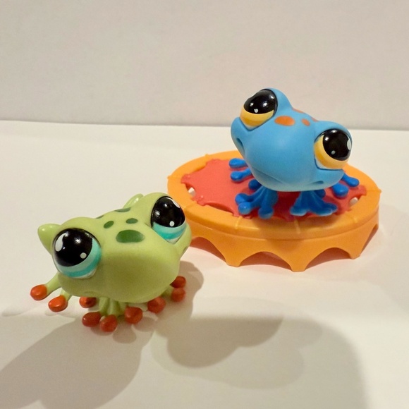 Littlest Pet Shop LPS 805 806 Frog Frogs Pet Pairs ~ AUTHENTIC - Picture 1 of 2
